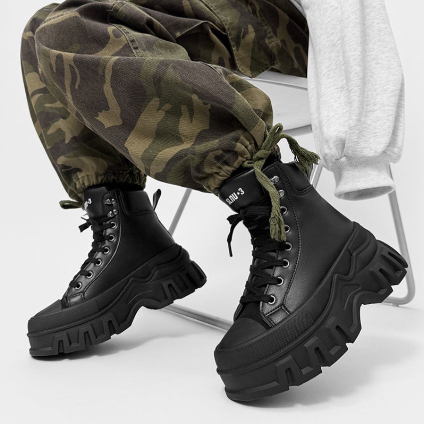 Titan Forge Lightweight Combat Boots – Black