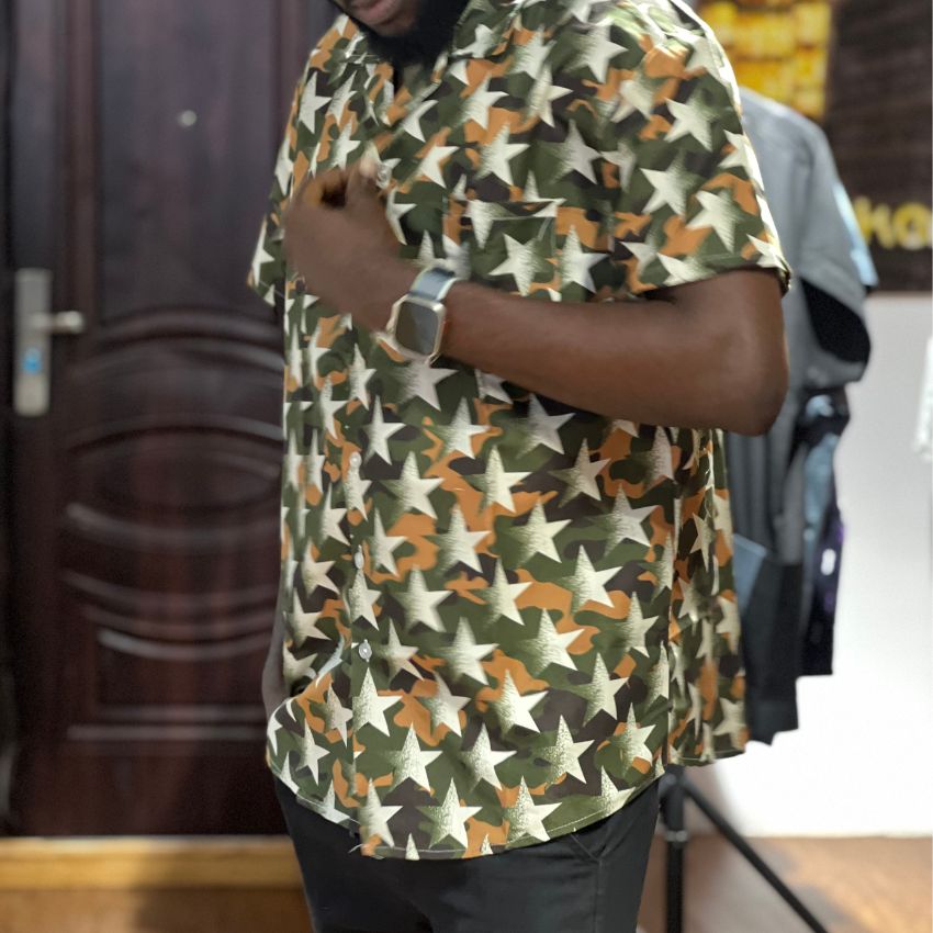 Men’s Bold Stars Short-Sleeved Shirt - Noriastylez